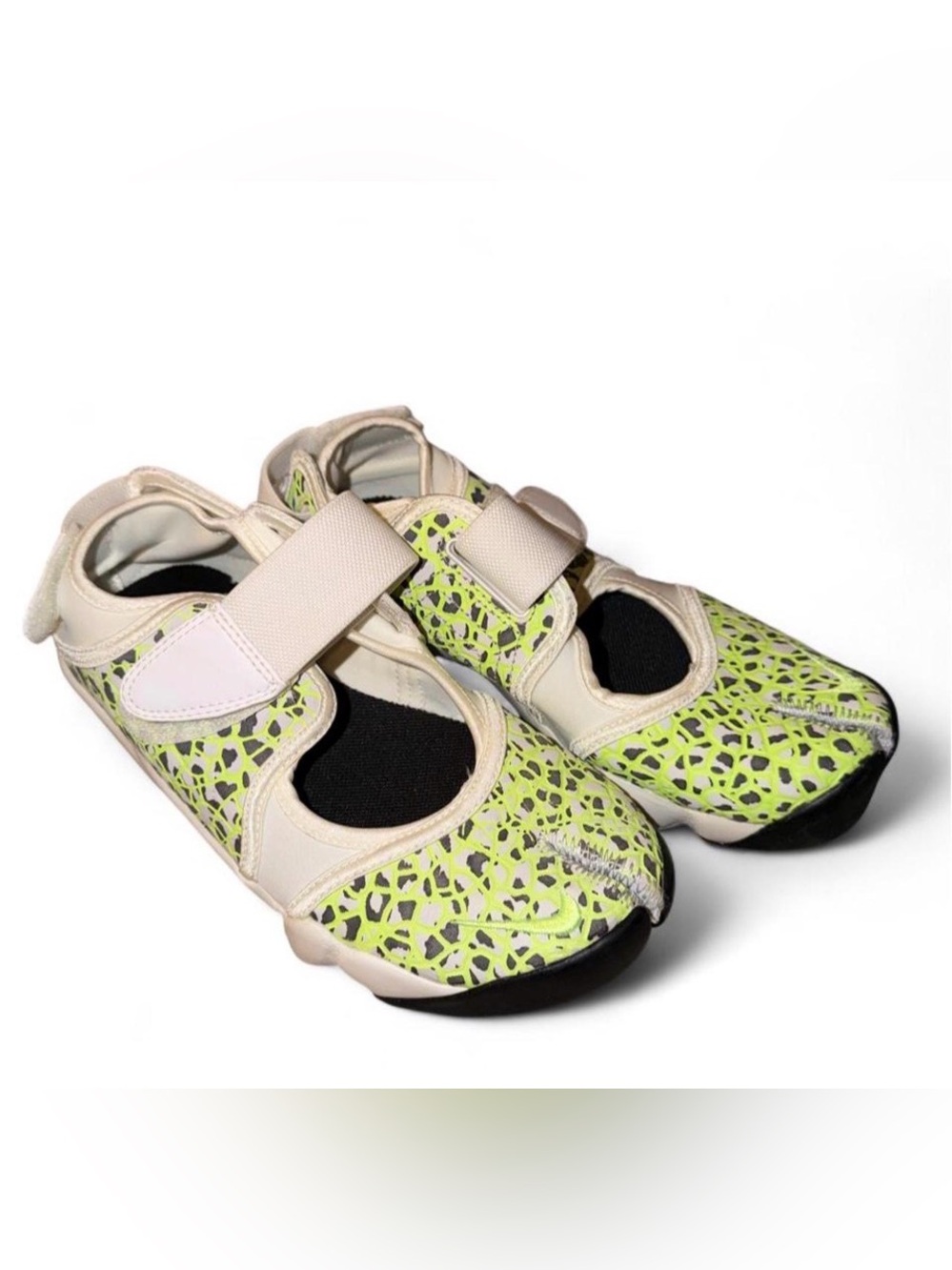 Nike 2016 Air Rift Women’s Size 5 Neon Yellow Patterned Tabi shoes